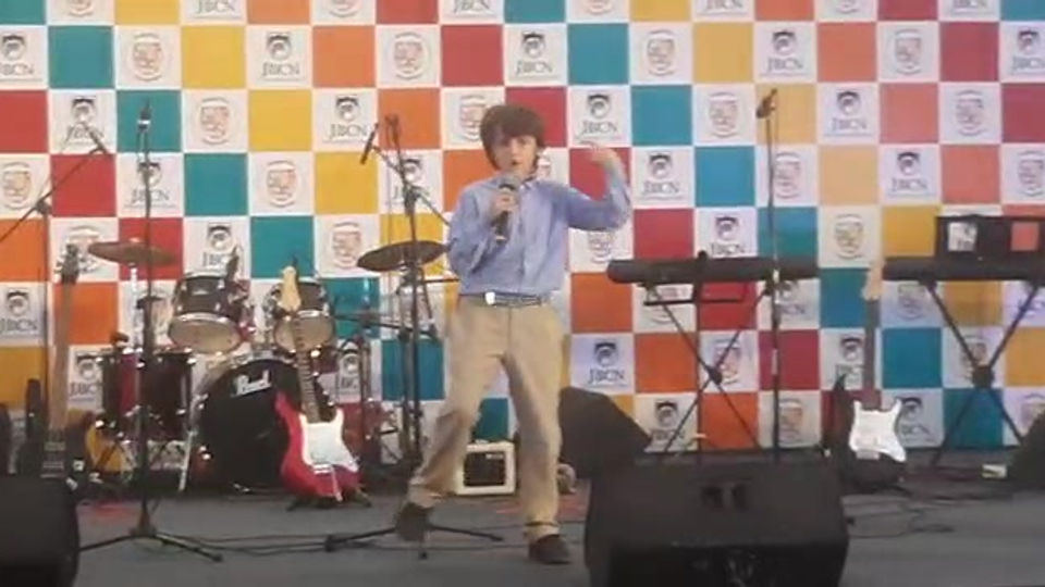 Aum on stage